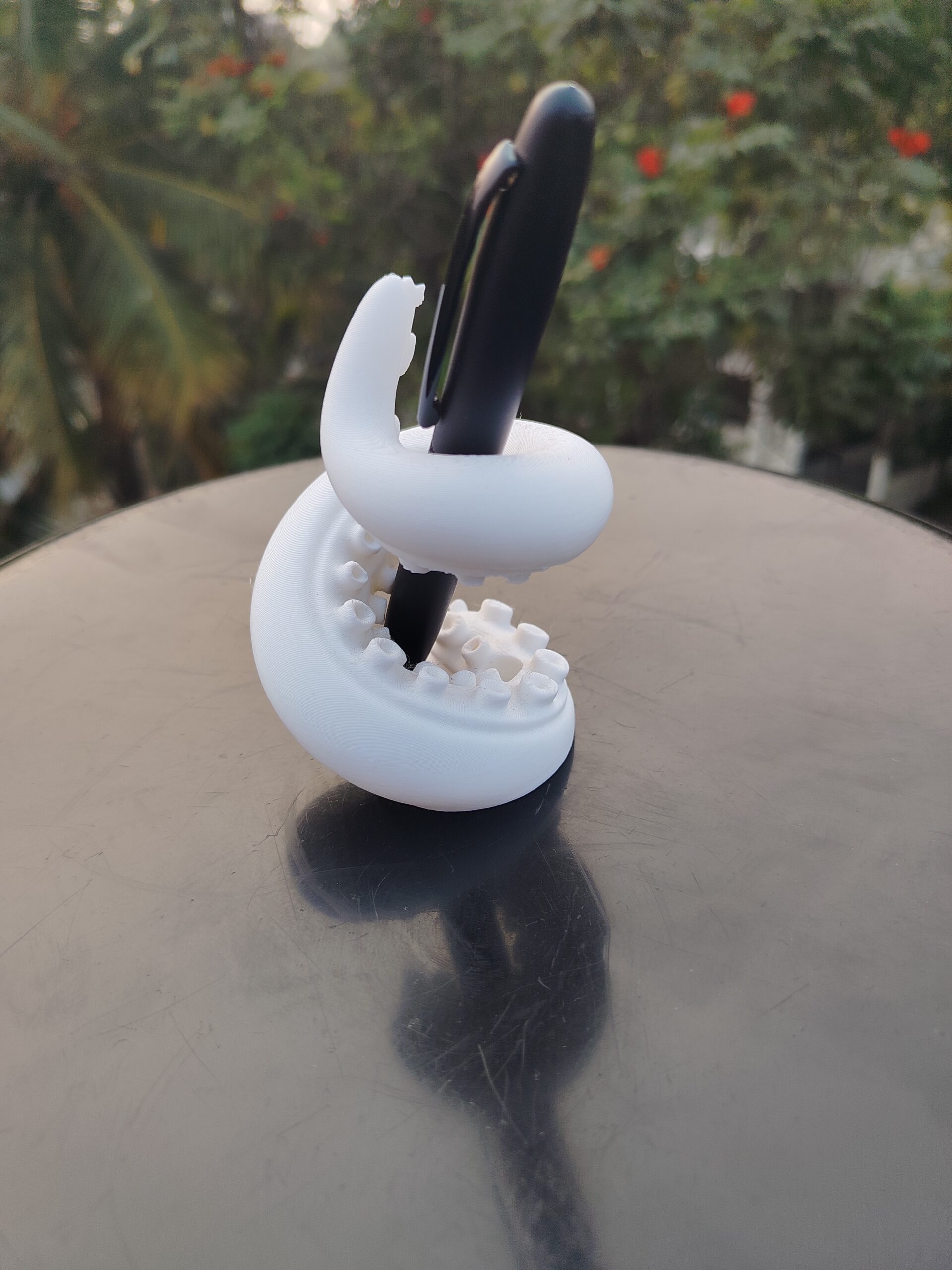 BiteMe Pen Holder - Image 4