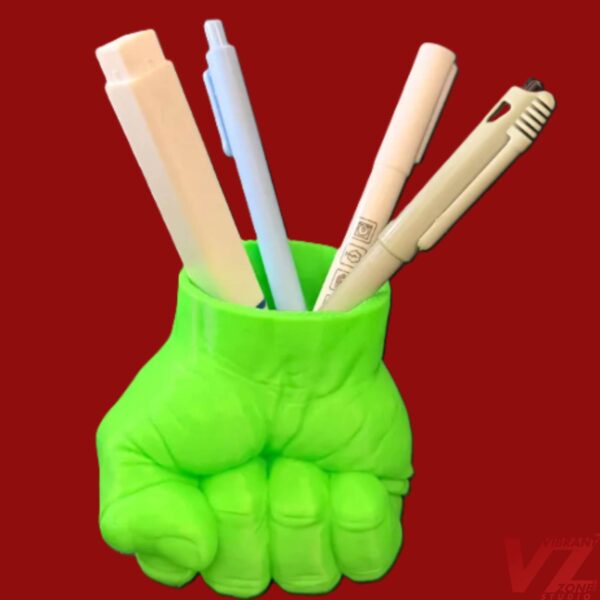 PunchHold – Fist Pen Holder